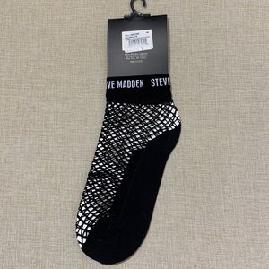3/$10 NWT STEVE MADDEN Women's Fishnet Anklet Socks Shoe Size 5-10 Black